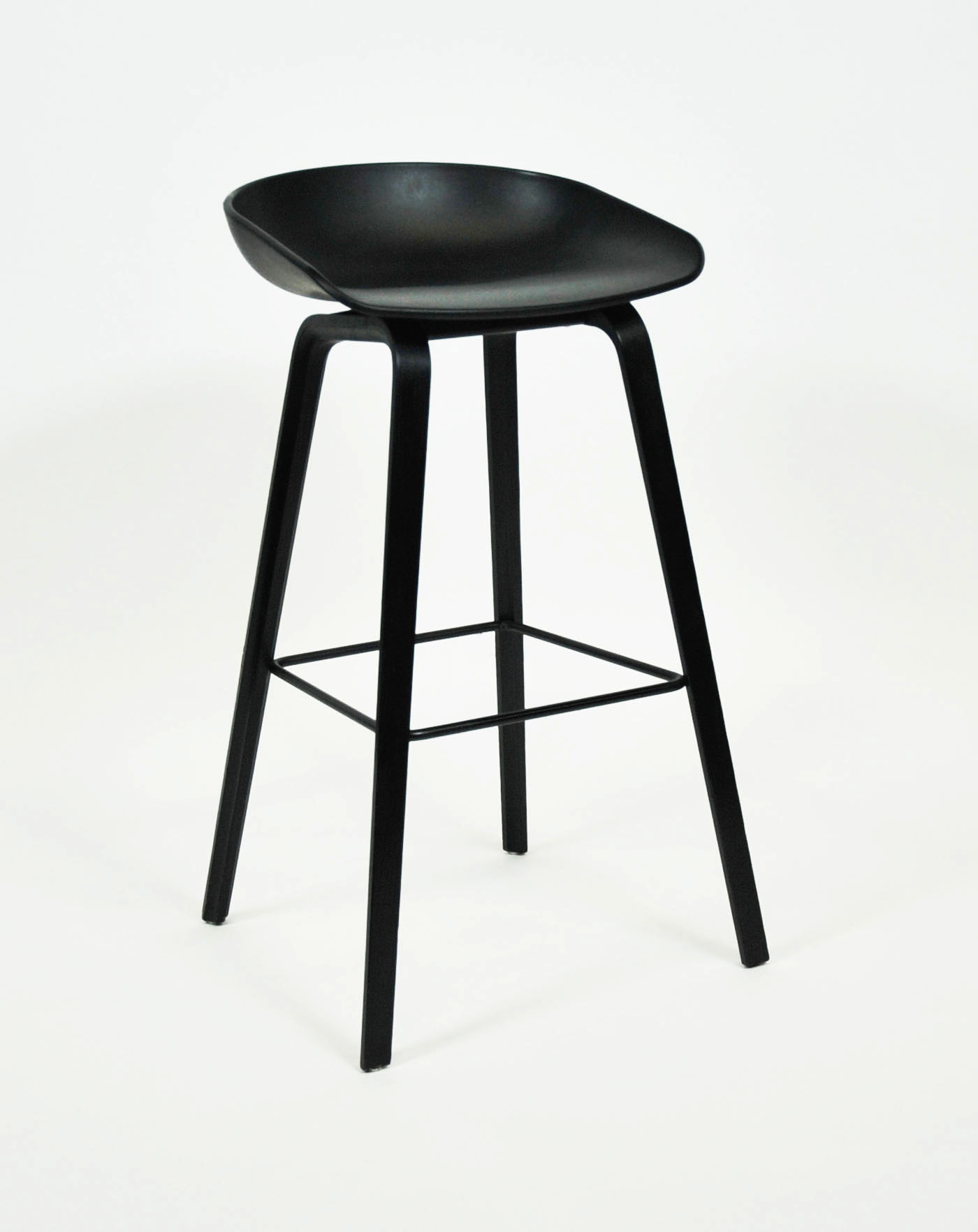 HAY AAS32 barkruk zwart