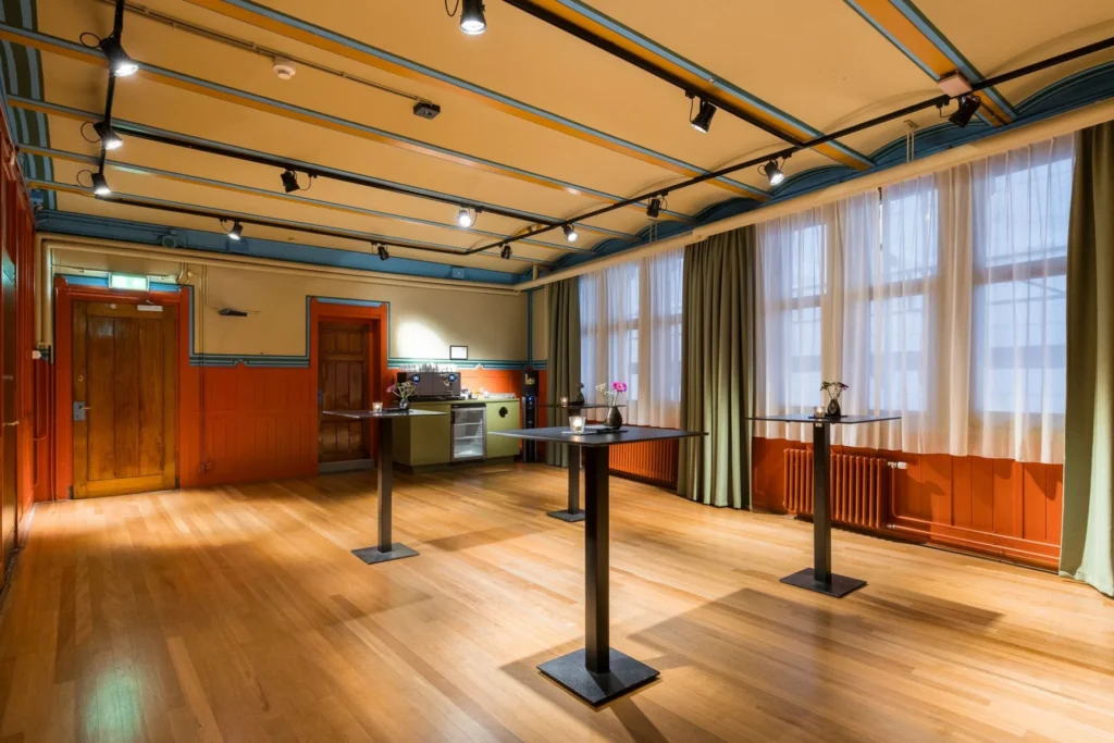 Beurs van Berlage Amsterdam – Rode kamer lounge – foto 2