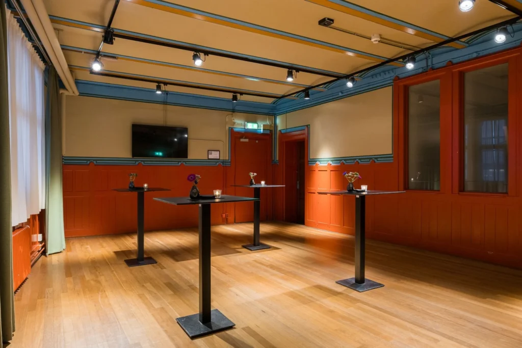 Beurs van Berlage Amsterdam – Rode kamer lounge – foto 4