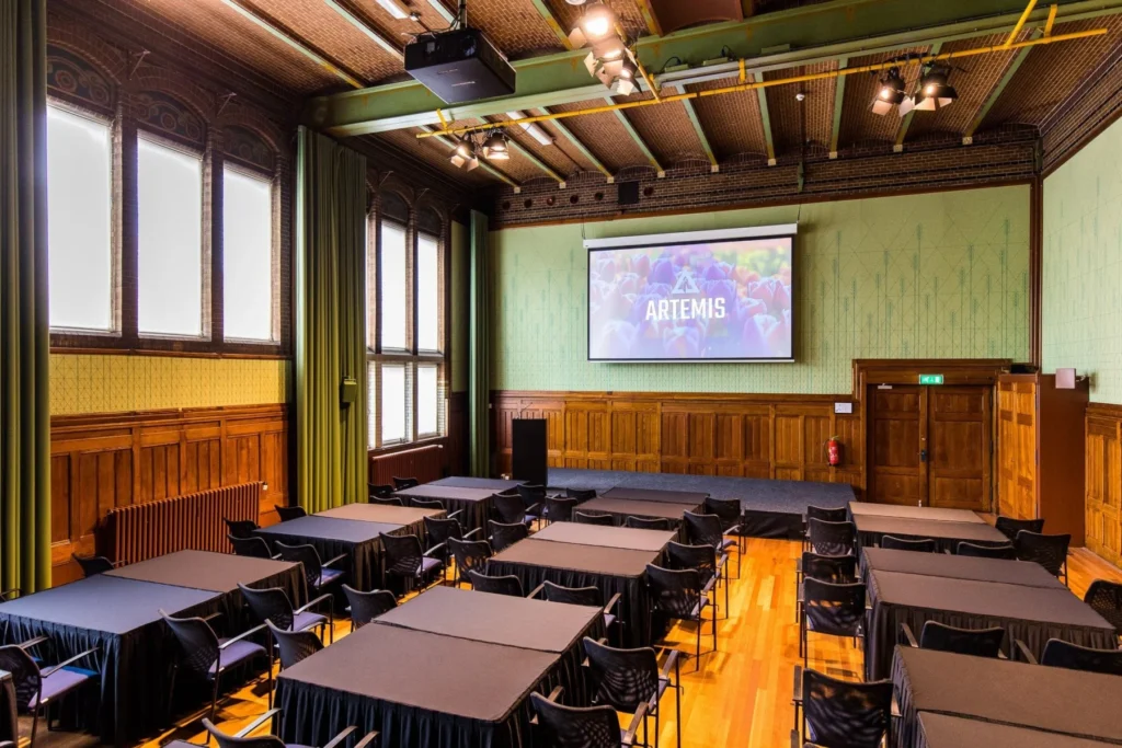 Beurs van Berlage Amsterdam — Veilingzaal — Photo 1