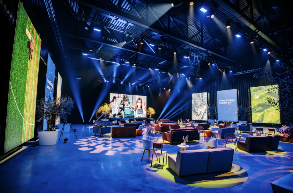 Circa Amsterdam – locatie – Meubilair opstelling in de Black Box