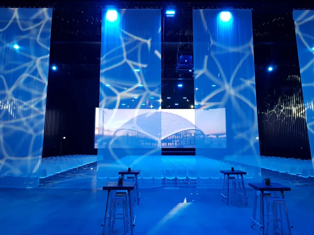 Circa Amsterdam — Plenary Hall — Photo 2