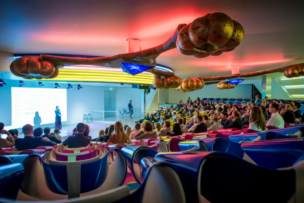 Media Plaza - Jaarbeurs — Auditorium – Media Plaza (Auditorium area) — Photo 4