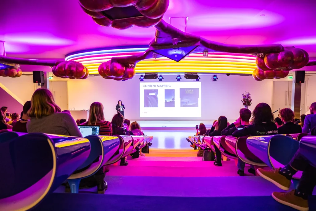 Media Plaza - Jaarbeurs — Auditorium – Media Plaza (Auditorium area) — Photo 6