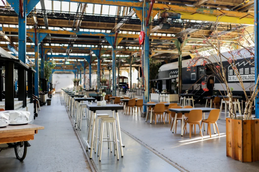 De Rijtuigenloods — Catering square — Photo 2