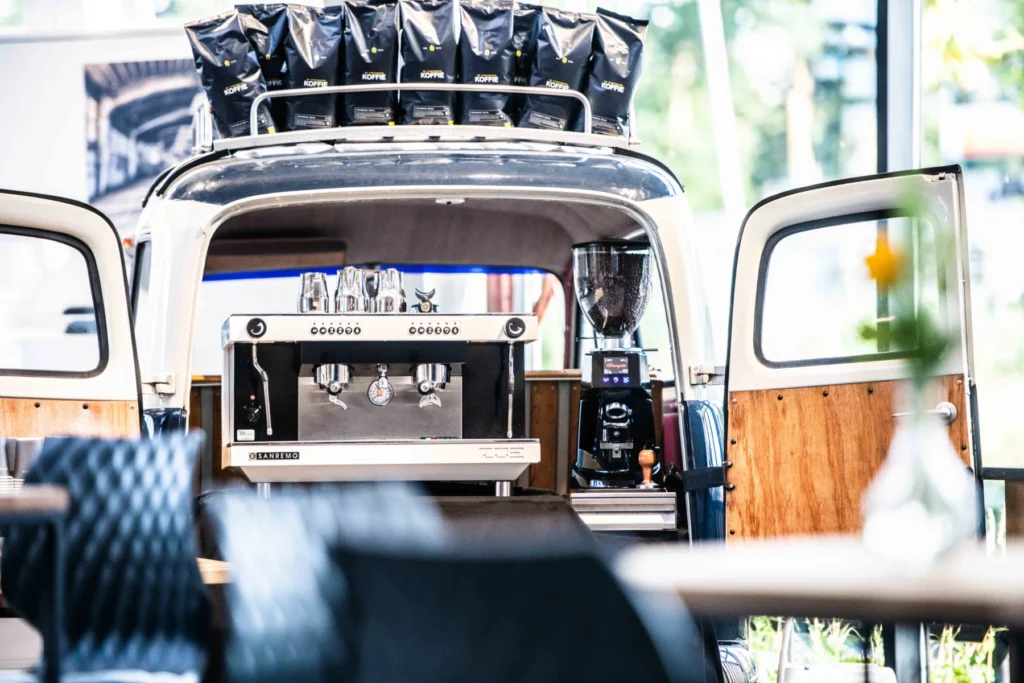 De Tinfabriek - Smelterij - Volvo Duett Koffiemachine