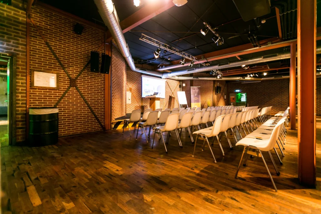 DeFabrique – Jutekelder – Perserij---Jutekelder---Leeg---Inrichting---Congres---Plenair---Sfeer
