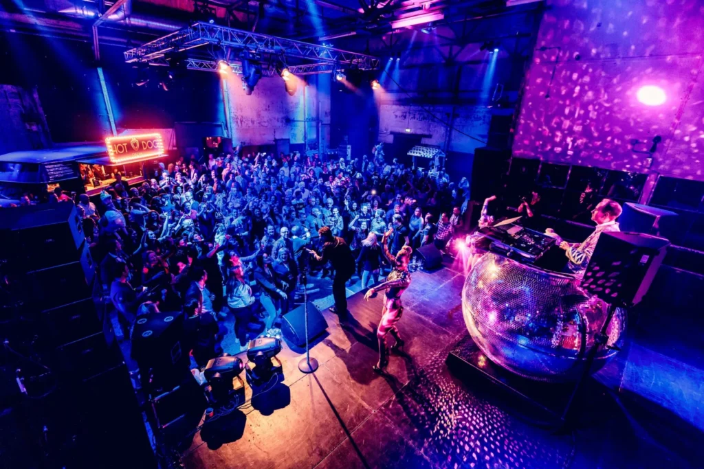 DeFabrique — Event setting 3
