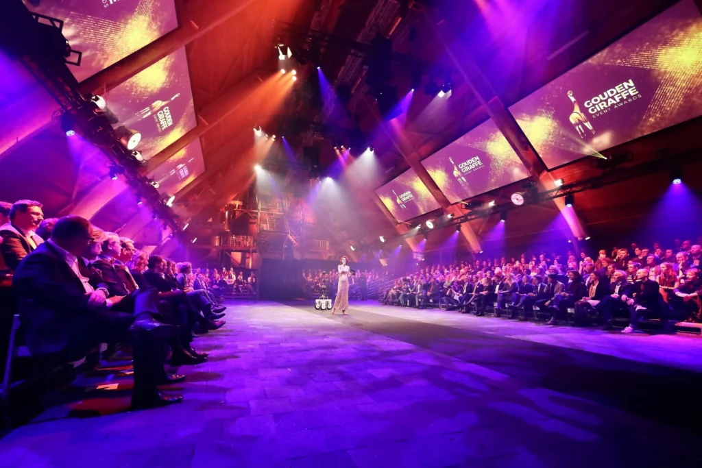 DeFabrique — Conference setting 13