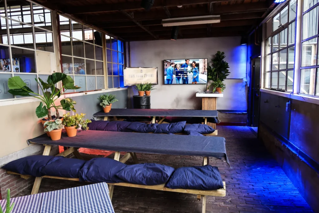 DeFabrique — Conference setting 16