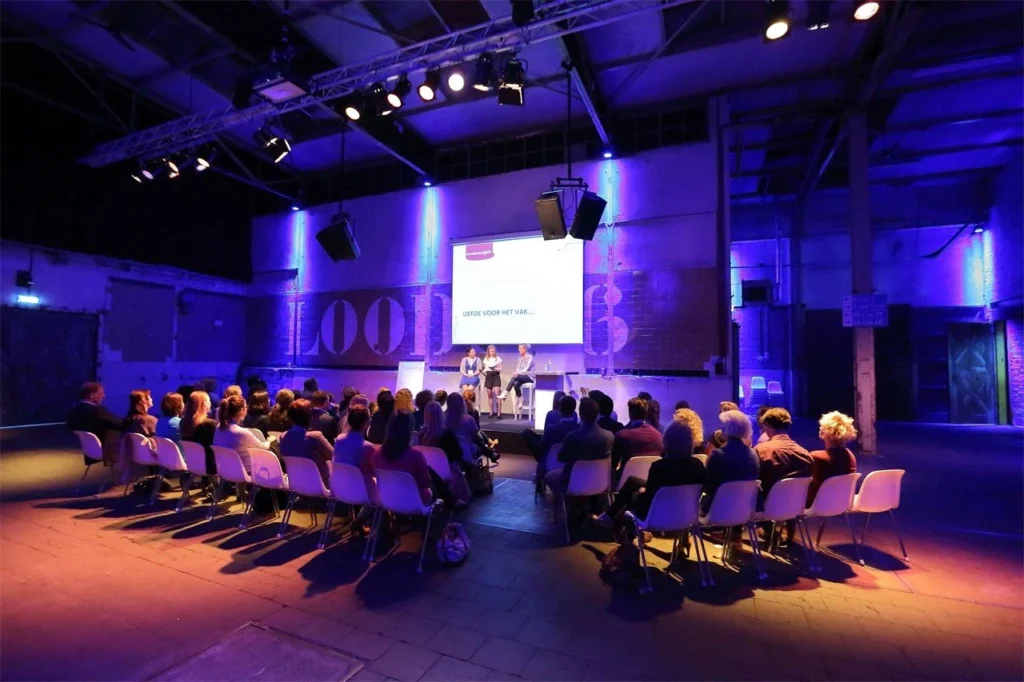 DeFabrique — Conference setting 33