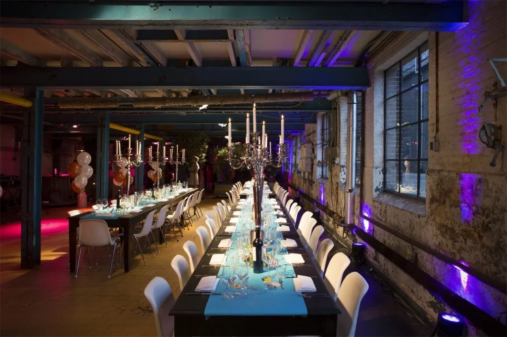 DeFabrique — Dining 54
