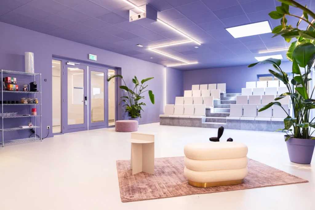 EEC Leiden — The Classroom — Interior 1