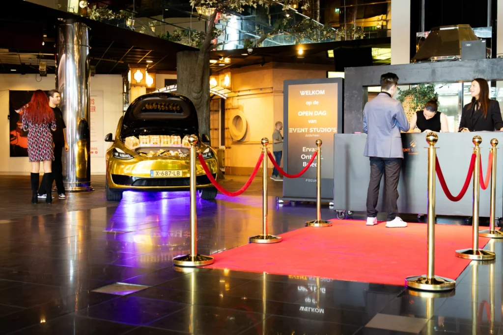 Event Studio's Aalsmeer — Main Street & Central Hall — Entrance and reception 9