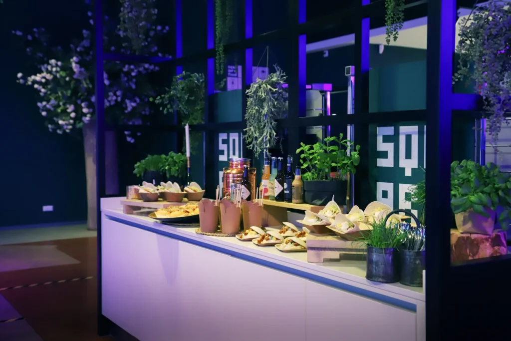 Expo Houten — Restaurant Sqaurefood — Photo 2