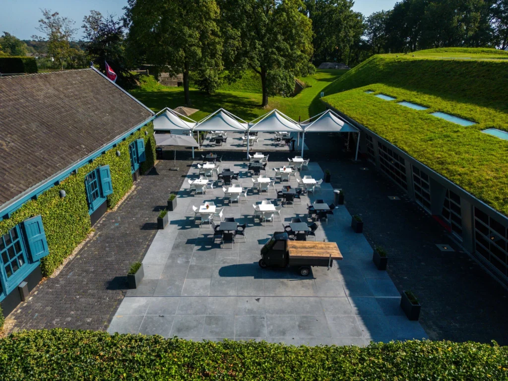 Fort Voordorp – locatie – Het terras bij de Lunetten