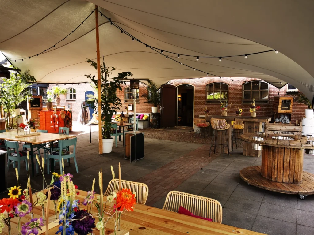 Hart van Holland — Terrace 33