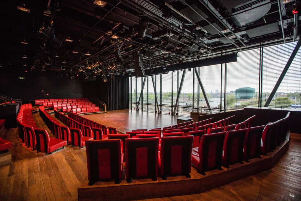 ijVENUES & Movenpick Hotel Amsterdam City Centre – A - Concertzaal – 2-Concertzaal