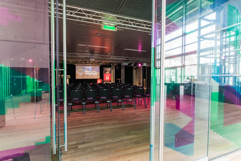 ijVENUES & Movenpick Hotel Amsterdam City Centre — B - Atrium Hall — Interior 1