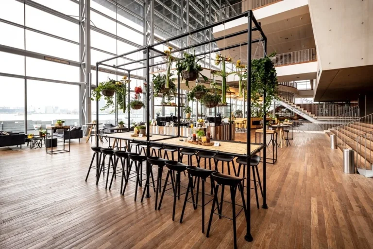 ijVENUES & Movenpick Hotel Amsterdam City Centre — B - Entrance Hall — Photo 1