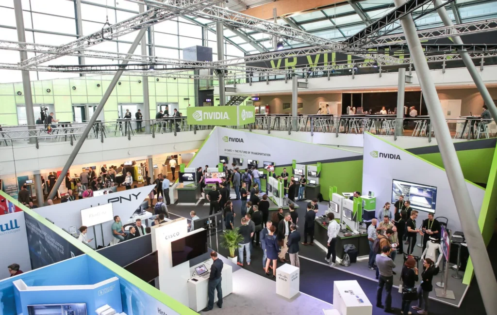 ijVENUES & Movenpick Hotel Amsterdam City Centre – D - Main Deck – Expo