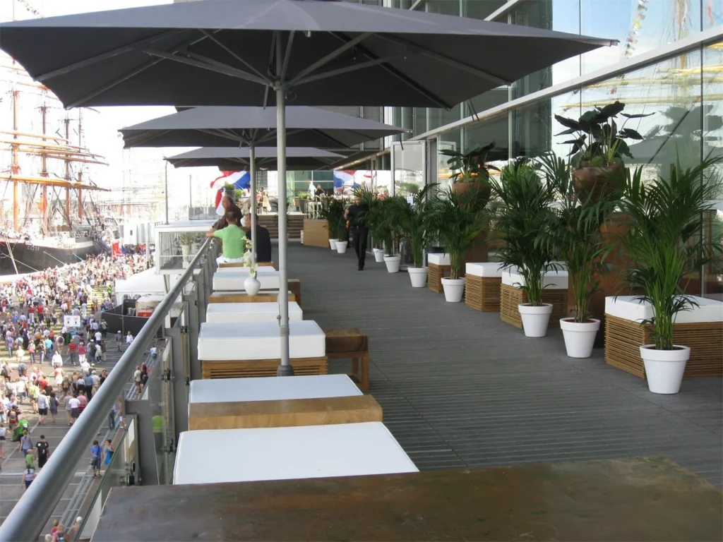 ijVENUES & Movenpick Hotel Amsterdam City Centre — Photo 32