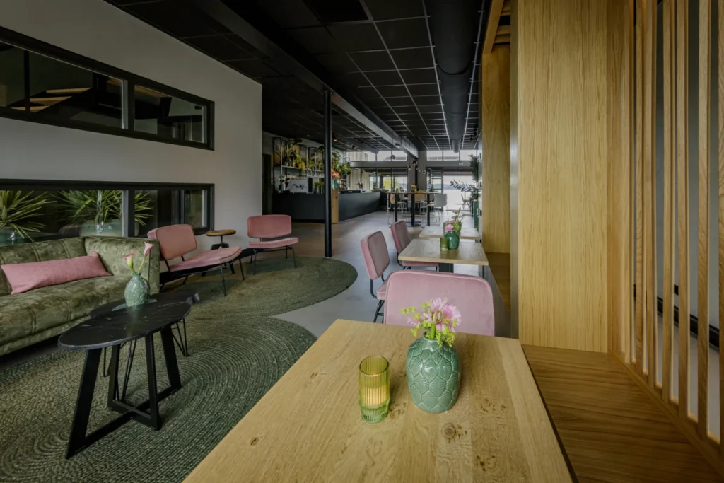 InnStyle - Maarssen — 2.0 Foyer including conservatory — Entrance and reception 5