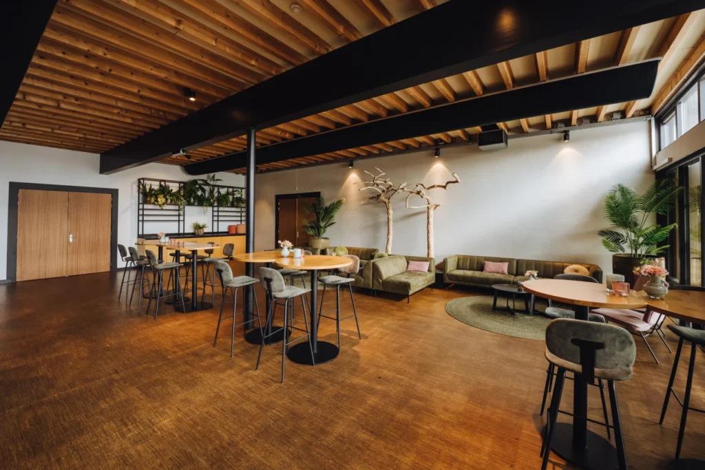 InnStyle – Maarssen – locatie – InnStyle 2.0 - Hout (Cateringruimte)
