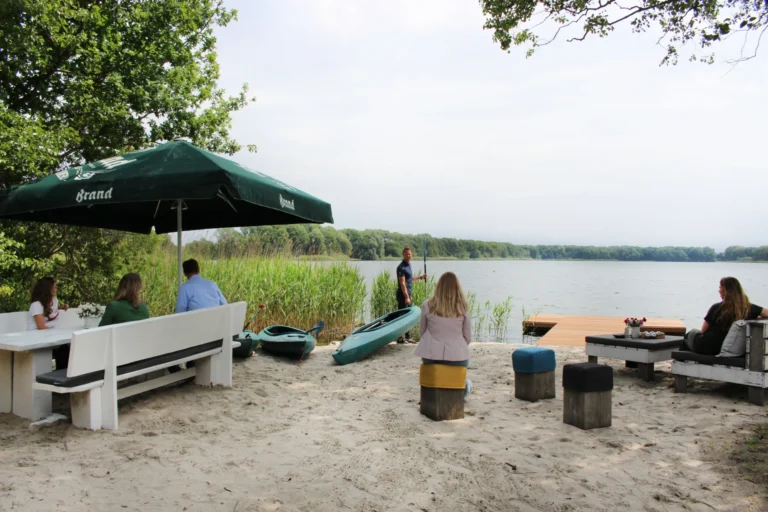 InnStyle – Maarssen – Private beach – Private beach aan de Maarsseveense Plassen