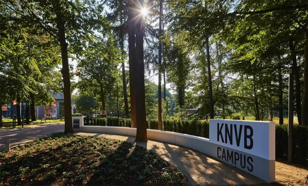 KNVB Campus — Entrance and reception 12