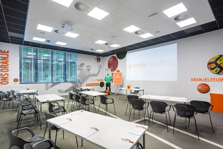 KNVB Campus — Room 3 — Cabaret layout 1