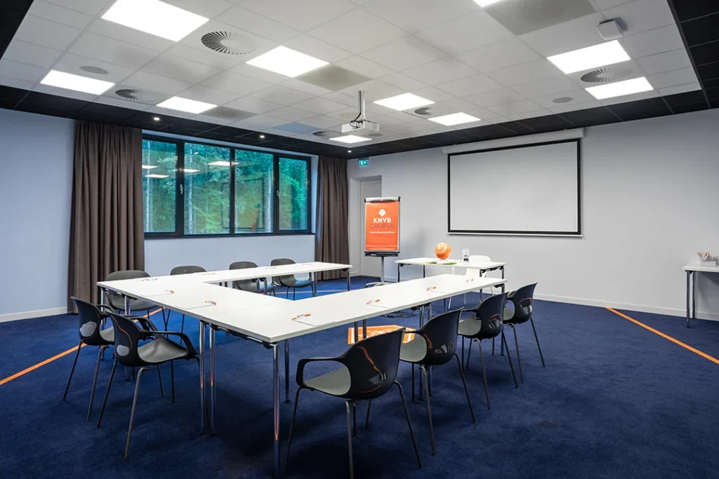 KNVB Campus — U-shaped layout 20
