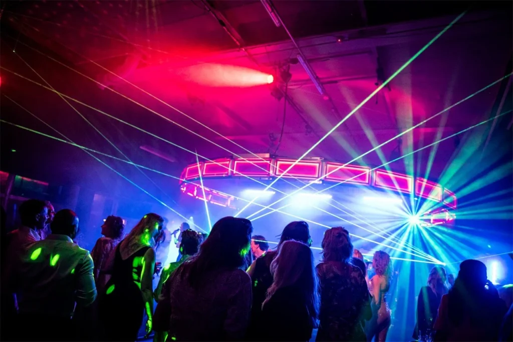 LIEF Amsterdam – The Main – LIEF-Amsterdam-feest