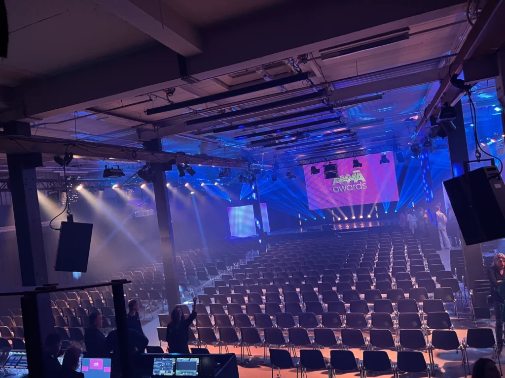 LIEF Amsterdam – The Main – LIEF-Amsterdam-Main-Plenair-AmmaAwards-opstelling