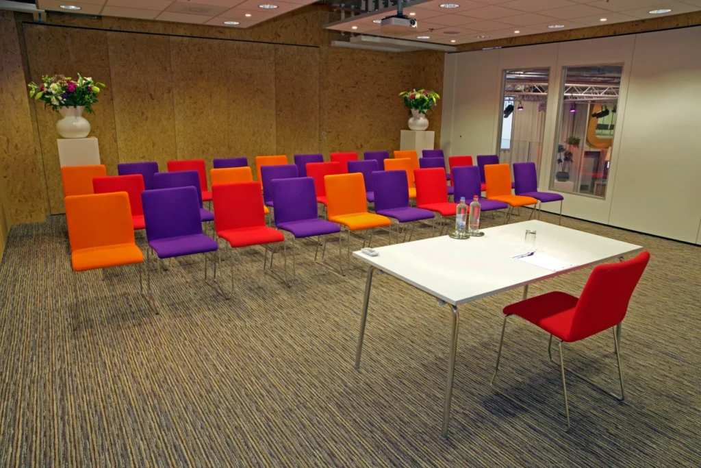 Lumen Hotel & Events — Meetingroom 25 — Photo 1