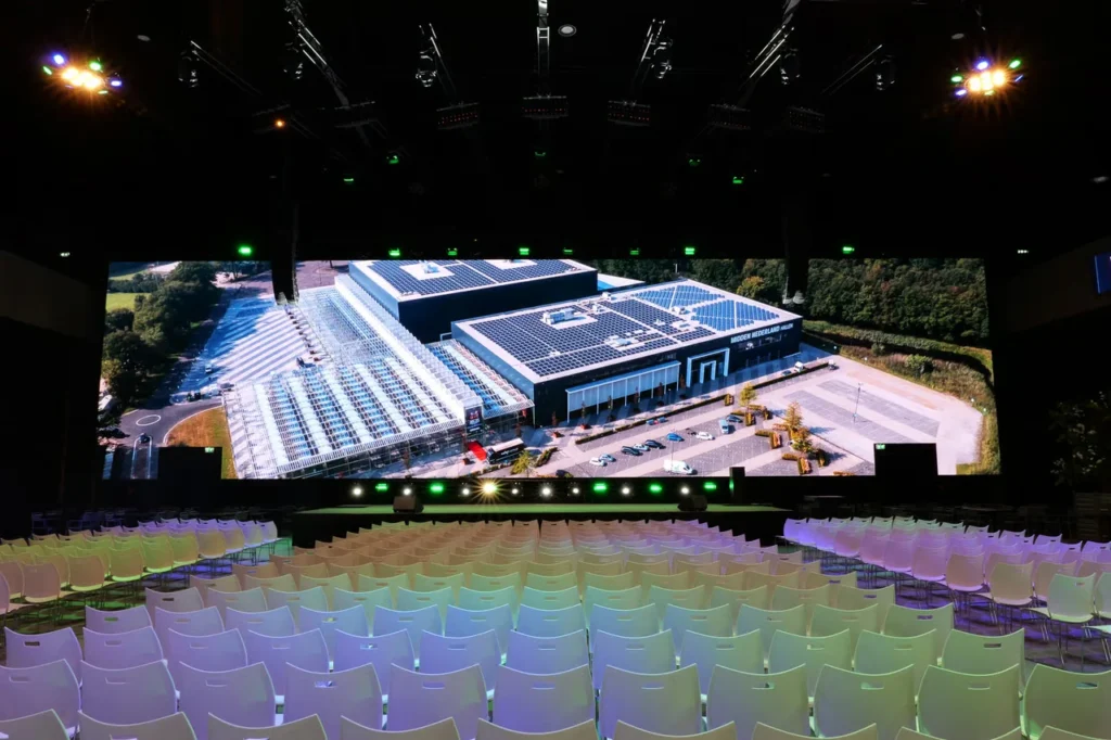 Midden Nederland Hallen – evenementenhal presentatiescherm