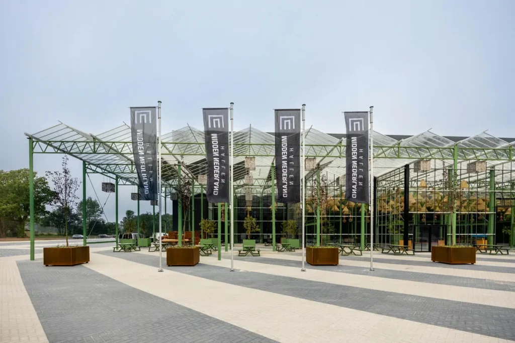 Midden Nederland Hallen – exterieur kas