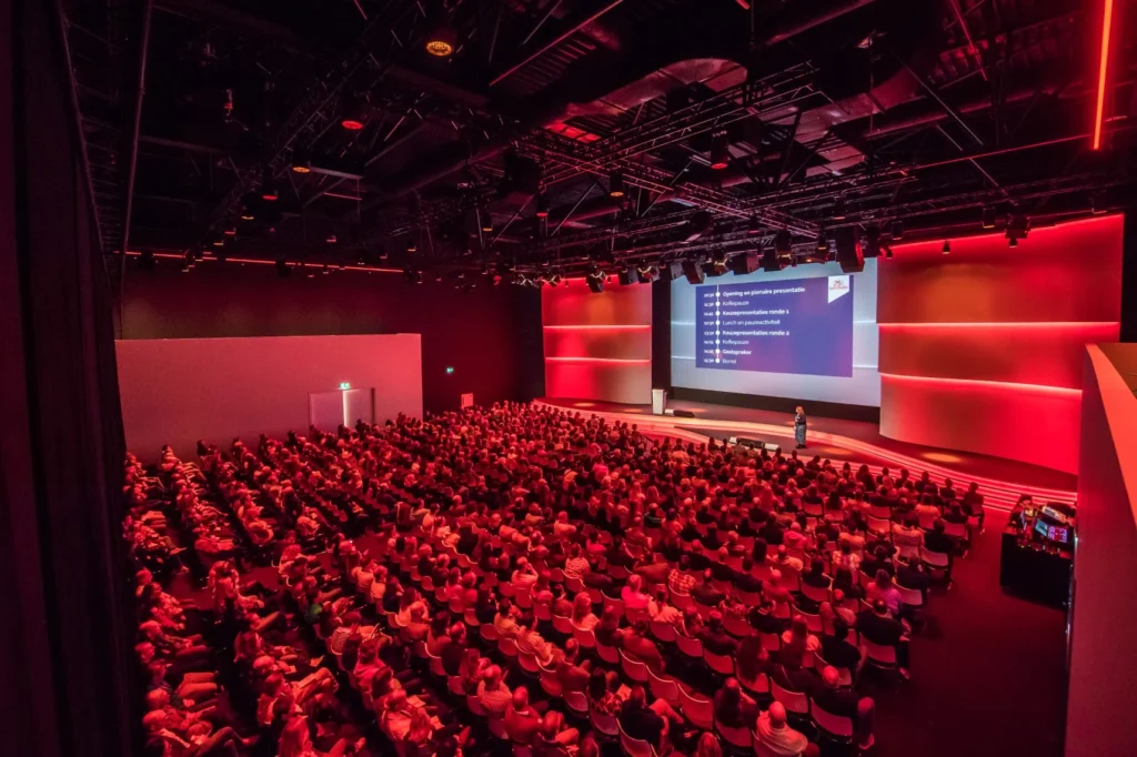 NBC Congrescentrum — Grand Hall — Conference setting 1