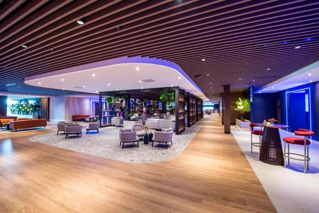 NBC Congrescentrum — Lounge Area — Conference setting 1