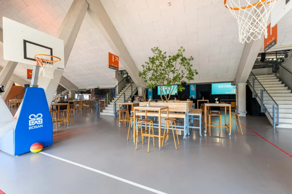 Omnisport Apeldoorn — Velo Lounge — Reception and networking 5