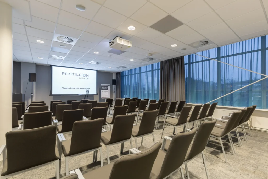 Postillion Hotel & Convention Centre Amsterdam — 11 — Photo 1