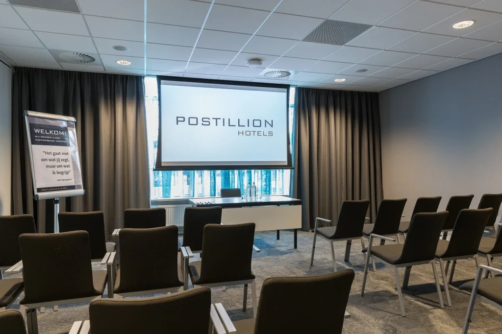 Postillion Hotel & Convention Centre Amsterdam — 14 — Interior 1
