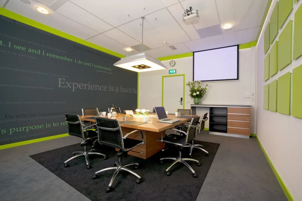 ReeHorst — Meeting rooms Strauss — Boardroom layout 2