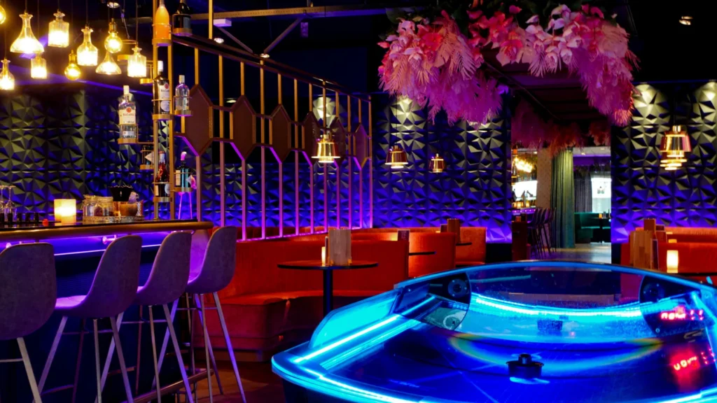 ReeHorst — ZUZU Cocktailclub — Photo 4