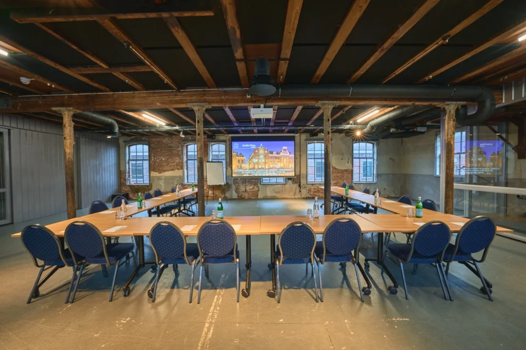Scheltema Leiden – locatie – Expo 1 U-vorm 1
