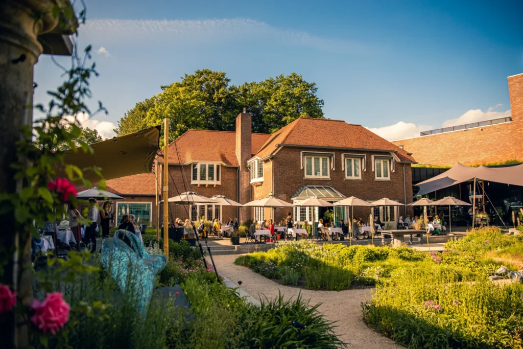 Singer Laren – locatie – foto 1