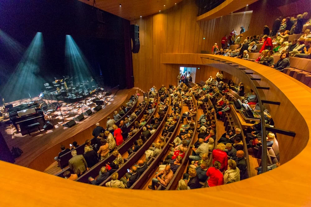 Singer Laren — Theatre — Interior 3