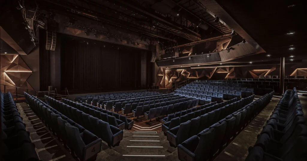 Spant! — Podium één — Theatre layout 7